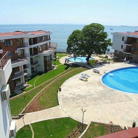 Messambria Beach Apartments Светий Влас Екстер'єр фото