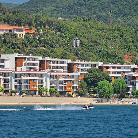 Messambria Beach Apartments Светий Влас Екстер'єр фото
