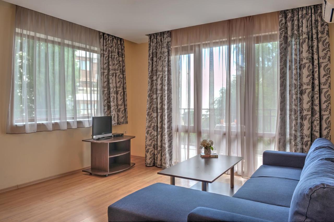 Messambria Beach Apartments Светий Влас Екстер'єр фото