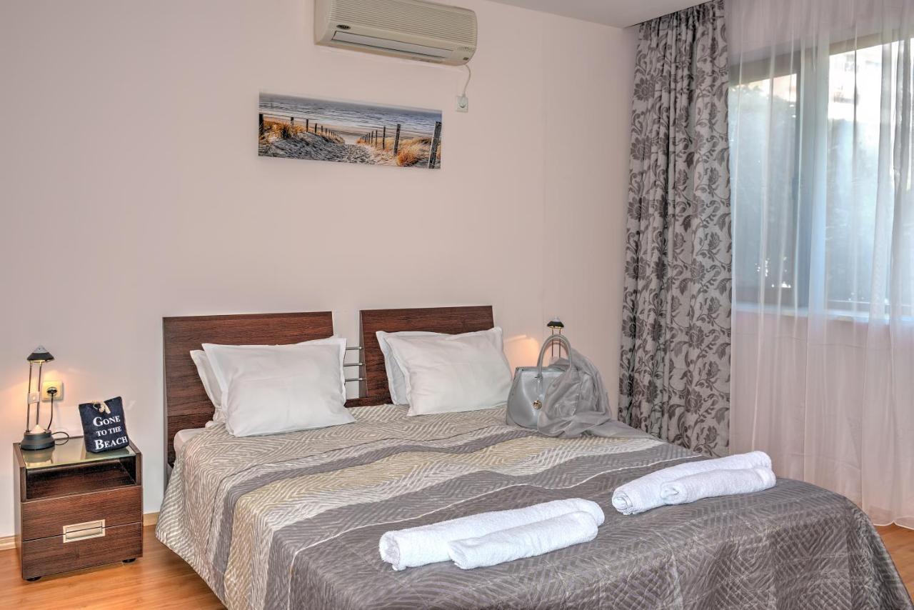 Messambria Beach Apartments Светий Влас Екстер'єр фото