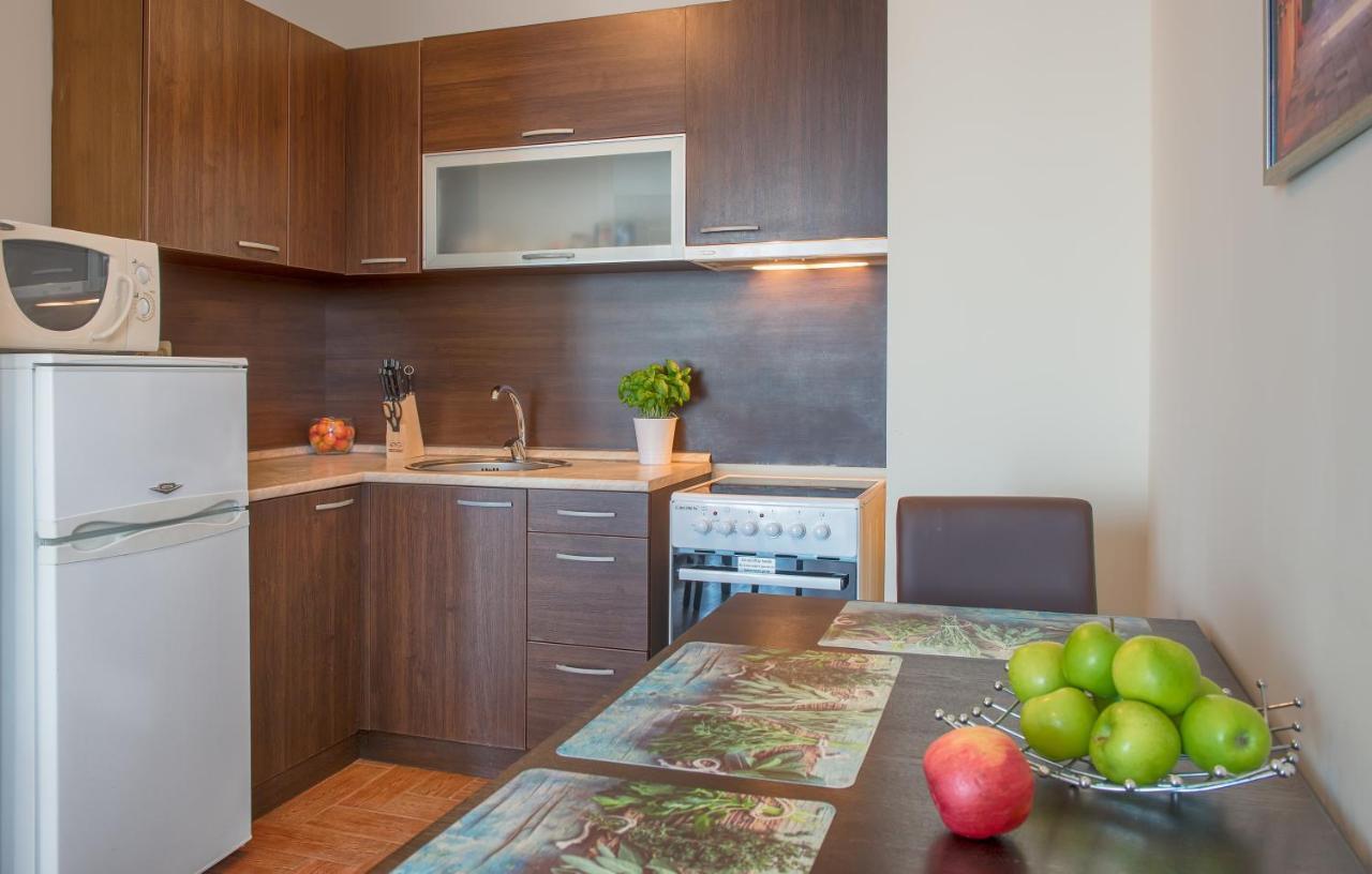 Messambria Beach Apartments Светий Влас Екстер'єр фото