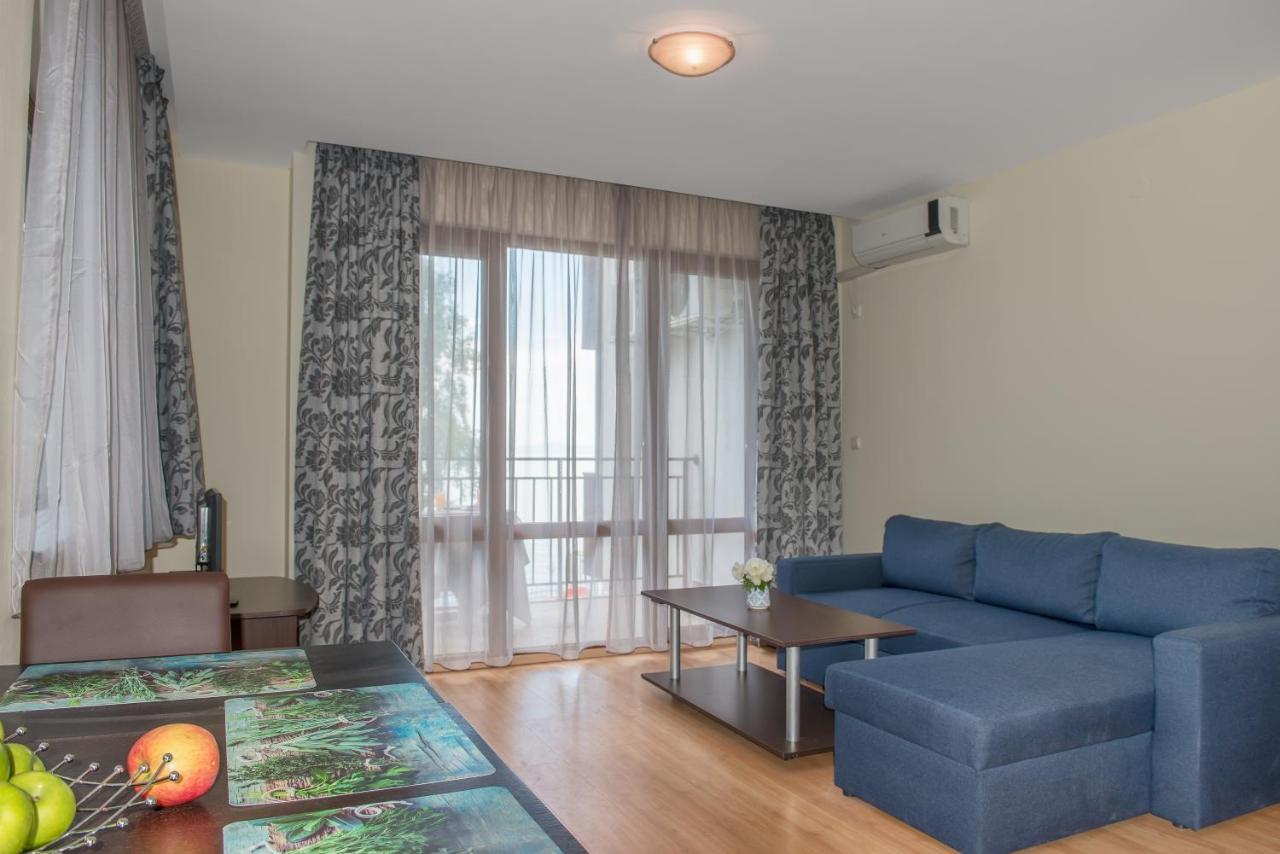 Messambria Beach Apartments Светий Влас Екстер'єр фото