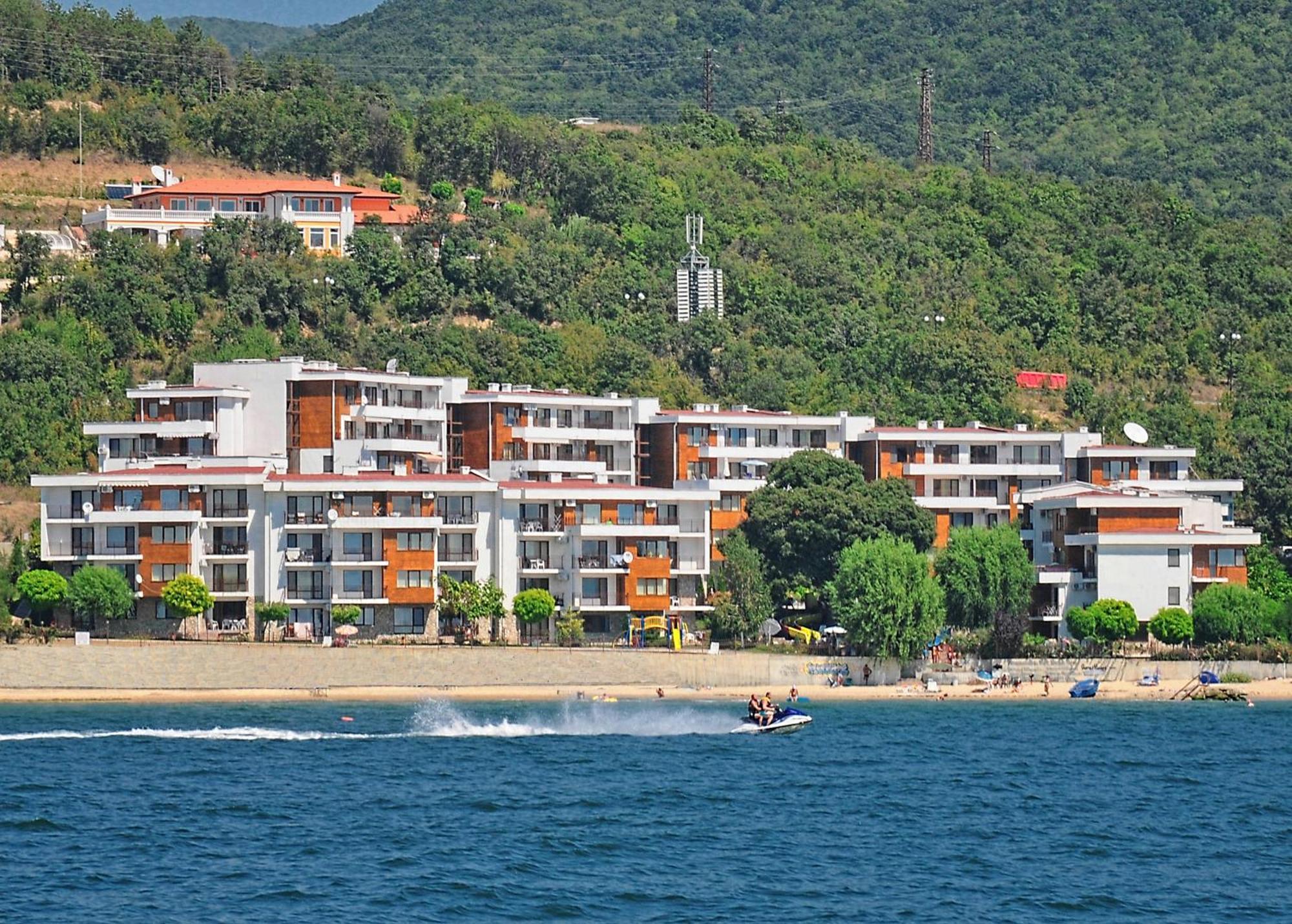 Messambria Beach Apartments Светий Влас Екстер'єр фото